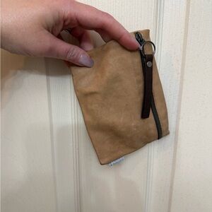 Elegant Tan Leather Pouch with Zipper